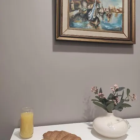 Apartament Dani *